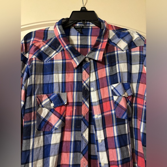 Torrid Bleach Splatter Button Down - Picture 4 of 5